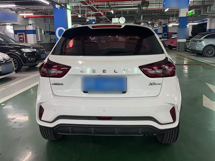 Geely Vision X3 2021 2021款 PRO 1.5L CVT尊贵型