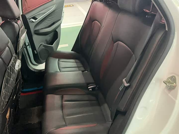 Geely Vision X3 2021 2021款 PRO 1.5L CVT尊贵型