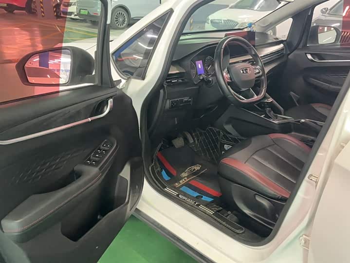 Geely Vision X3 2021 2021款 PRO 1.5L CVT尊贵型