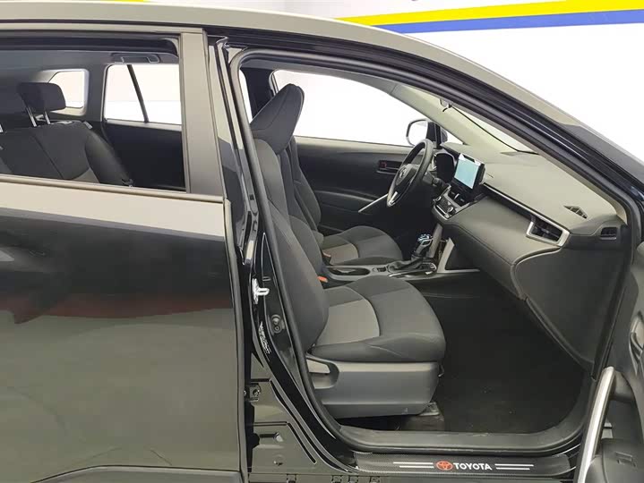 Toyota Frontlander 2024 2024款 2.0L CVT精英版