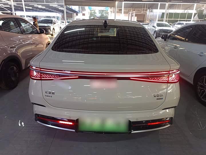 BYD Seal 07 DM-i Hybrid 2025 2025款 DM-i 1.5L 125km 尊贵型