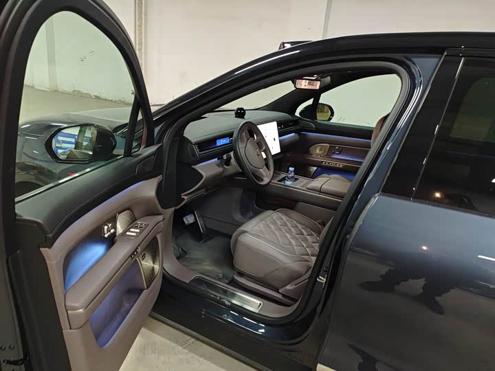 Nio ES8 2026 2026款 六座行政豪华版