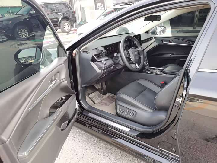 Toyota Camry 2024 2024款 2.0GVP 豪华版