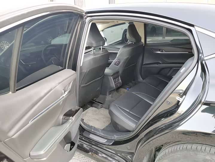 Toyota Camry 2024 2024款 2.0GVP 豪华版