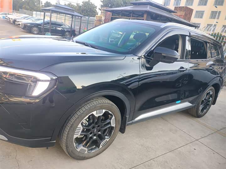 2025 Ford Equator Sport