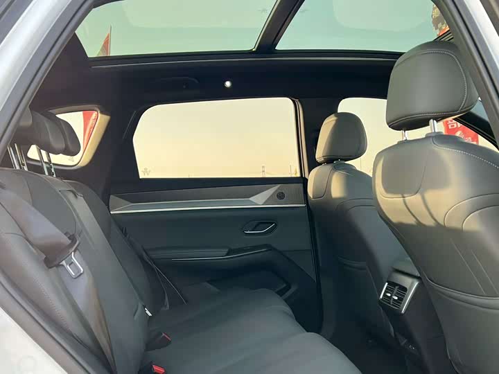 BYD Song Pro Hybrid 2025 2025款 第二代 智驾版 DM-i 115KM超越型