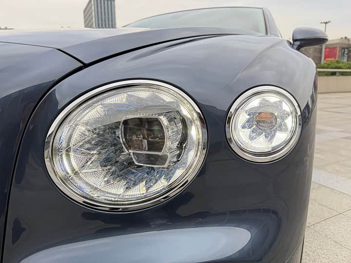 2022 Bentley Flying Spur Hybrid