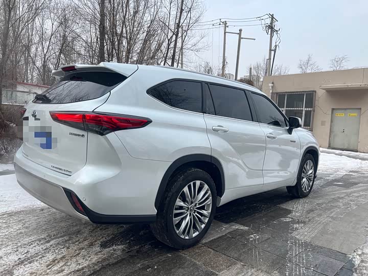 Toyota Highlander 2024 2024款 2.5L智能电混双擎四驱至尊版 7座