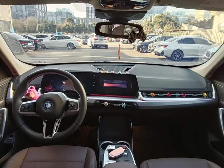 BMW iX1 2023 2023款 eDrive25L M运动套装