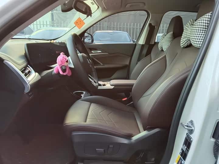 BMW iX1 2023 2023款 eDrive25L M运动套装