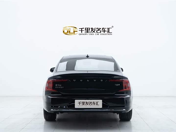 Volvo S90 Hybrid 2025 2025款 插电式混动 四驱长续航智逸豪华版