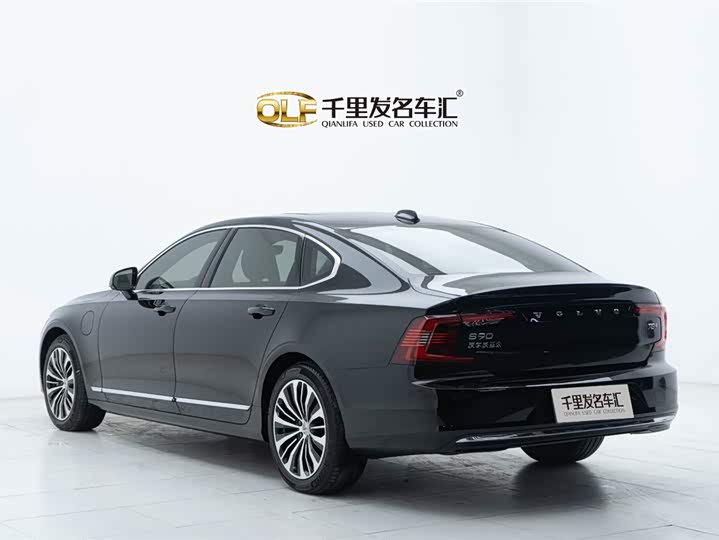 Volvo S90 Hybrid 2025 2025款 插电式混动 四驱长续航智逸豪华版