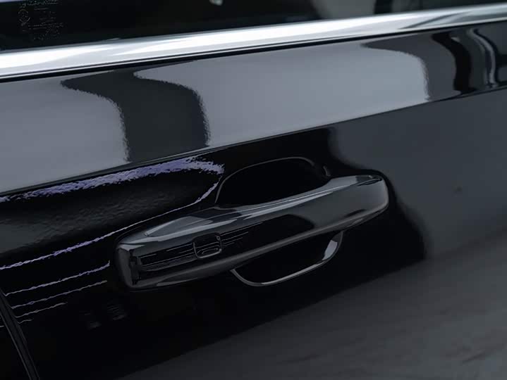 Volvo S90 Hybrid 2025 2025款 插电式混动 四驱长续航智逸豪华版