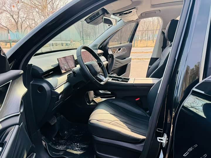 Chery Fulwin T9 2025 2025款 120 长续航版旗舰型 5座 磷酸铁锂