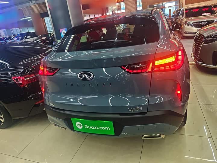 Infiniti QX55 2022 2022款 2.0T 四驱耀动版