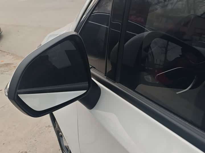 GAC Trumpchi M6 2023 2023款 PRO 270T DCT尊享版