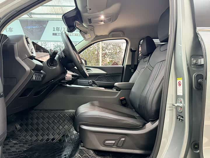 Haval H5 2023 2023款 2.0T自动两驱领英 汽油