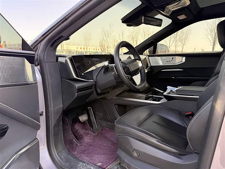 HiPhi Y 2023 2023款 560km 先锋版