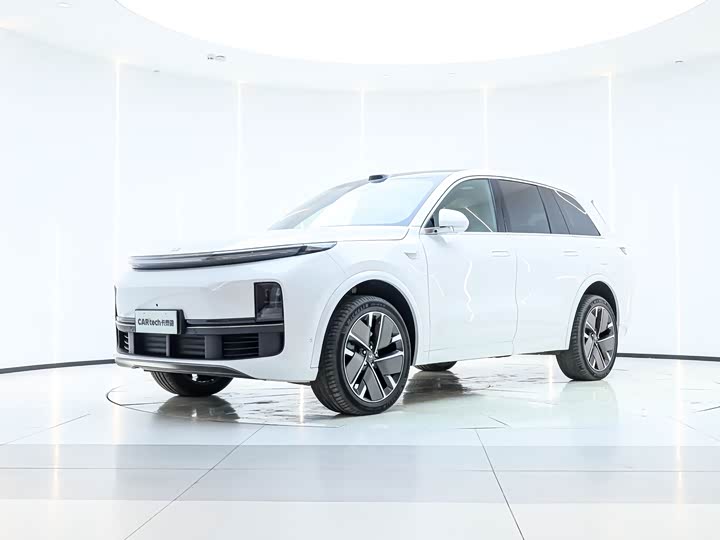 LiXiang L8 2025 2025款 Ultra 智能焕新版