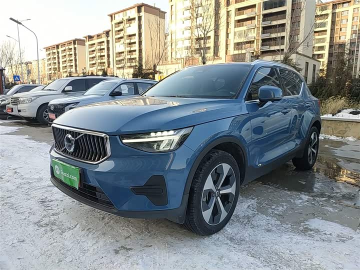 Volvo XC40 2024 2024款 B4 四驱智远豪华版