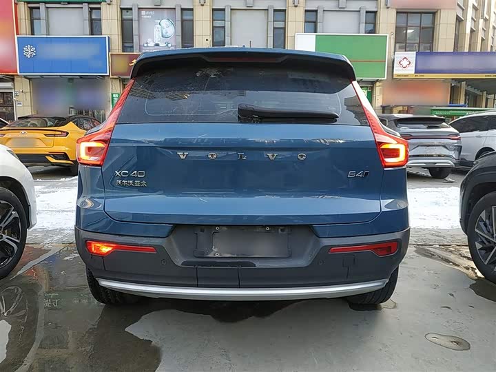 Volvo XC40 2024 2024款 B4 四驱智远豪华版