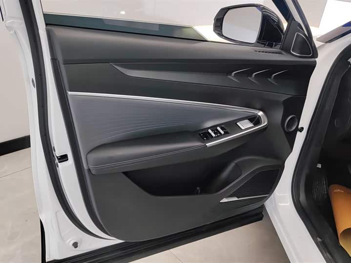 Geely Atlas 2023 2023款 博越COOL 1.5TD 智联型