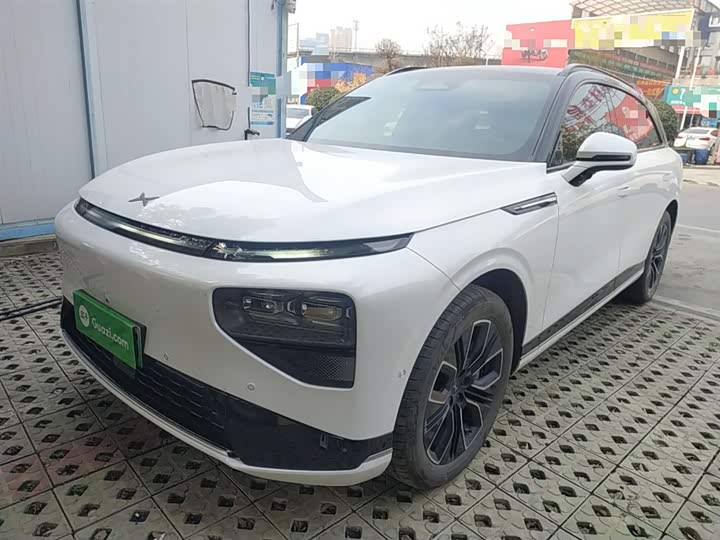 2025 XPeng G9