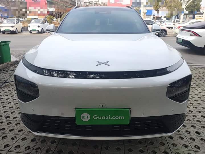 2025 XPeng G9