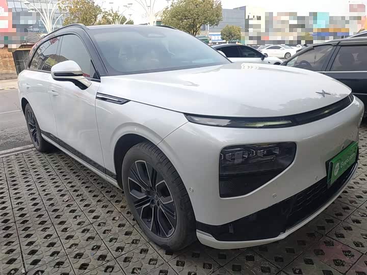 2025 XPeng G9