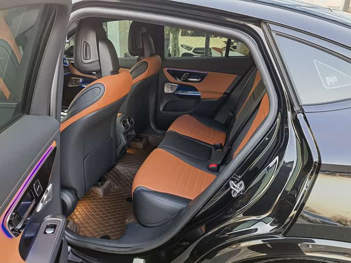 Mercedes-Benz GLC-Class Coupe 2024 2024款 GLC 300 4MATIC 轿跑SUV