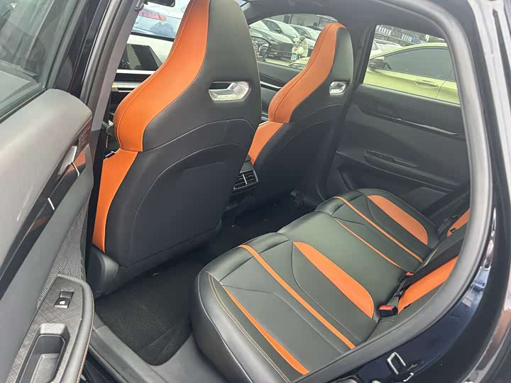 Changan UNI-V 2024 2024款 1.5T 尊享型