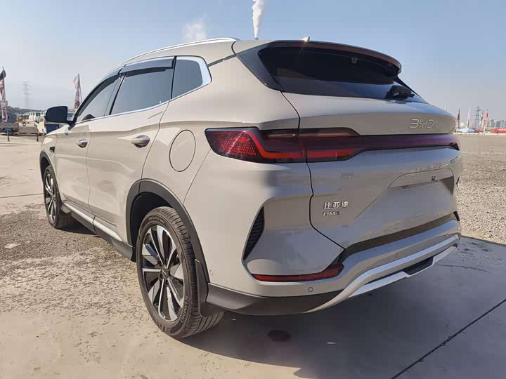 2025 BYD Song Plus Hybrid/EV