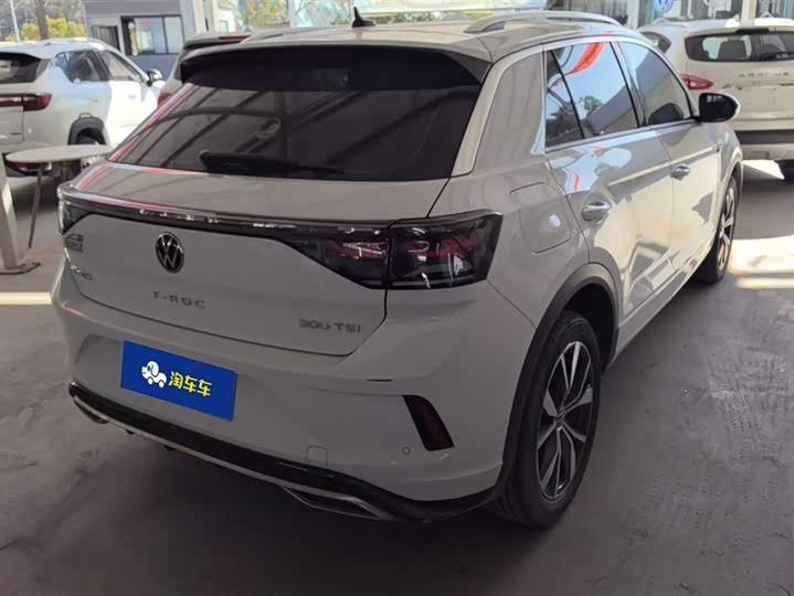Volkswagen T-Roc 2023 2023款 300TSI DSG两驱辰光版