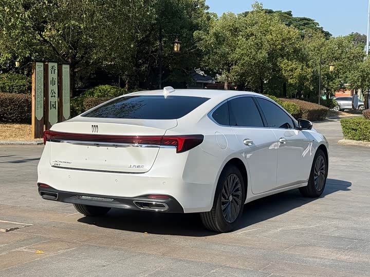 Buick LaCrosse 2025 2025款 28T 白金版