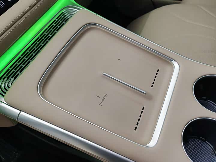 XPeng G9 2025 2025款 625 长续航 Max