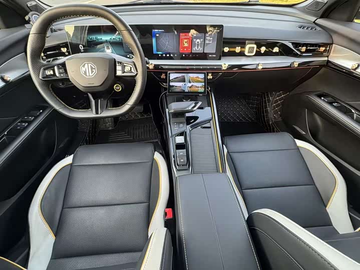 MG Motor 5 Scorpio 2022 2022款 1.5T Trophy运动旗舰版