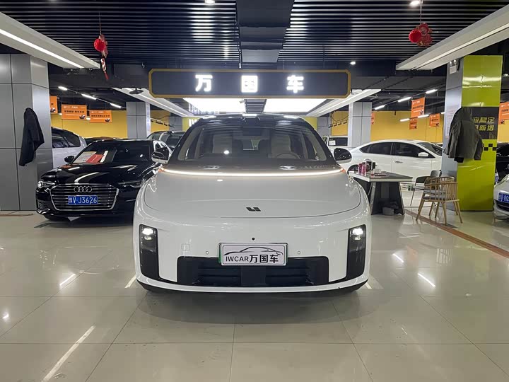 LiXiang i8 2025 2025款 标准版