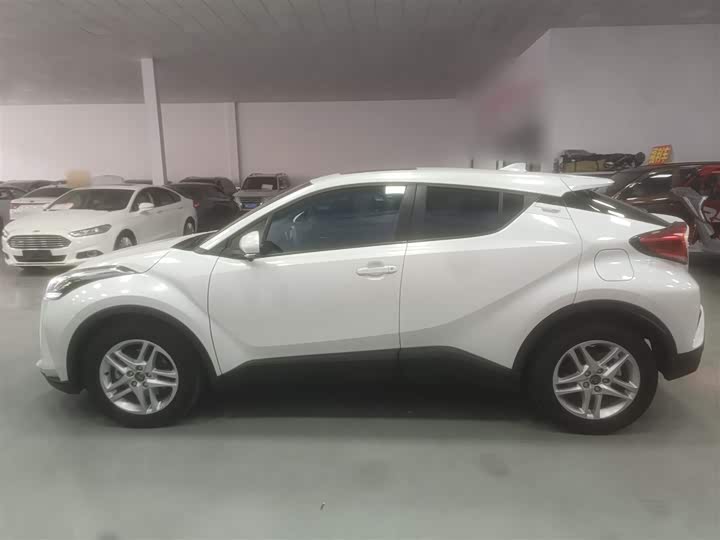 Toyota C-HR 2023 2023款 2.0L 领先版