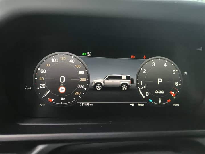 Land Rover Defender 2025 2025款 110 3.0T P400 X-Dynamic HSE