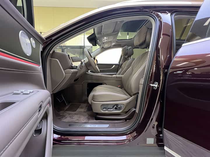 Aito M9 2025 2025款 增程 Ultra版 52kWh 5座版