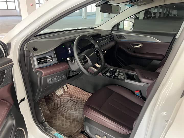 Jetour X90 Plus 2025 2025款 超越版 1.6TD DCT别墅 7座