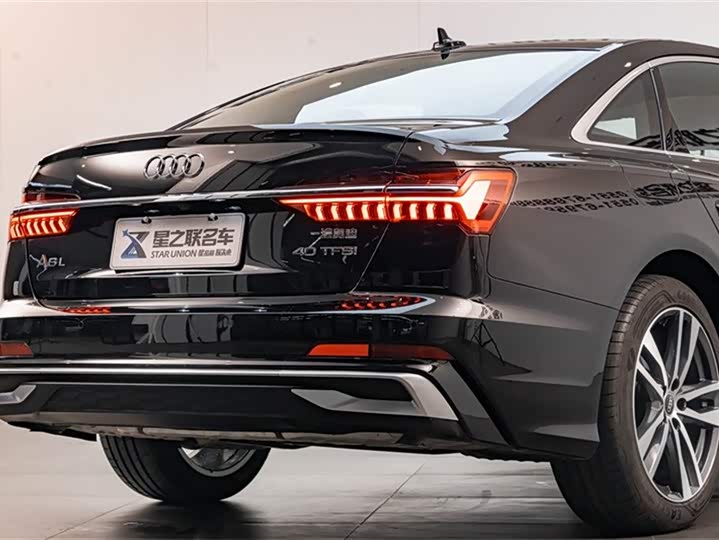 Audi A6L 2025 2025款 40 TFSI 豪华动感型