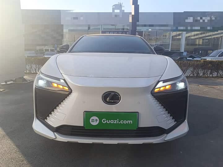 Lexus RZ 2023 2023款 450e 四驱纵享版