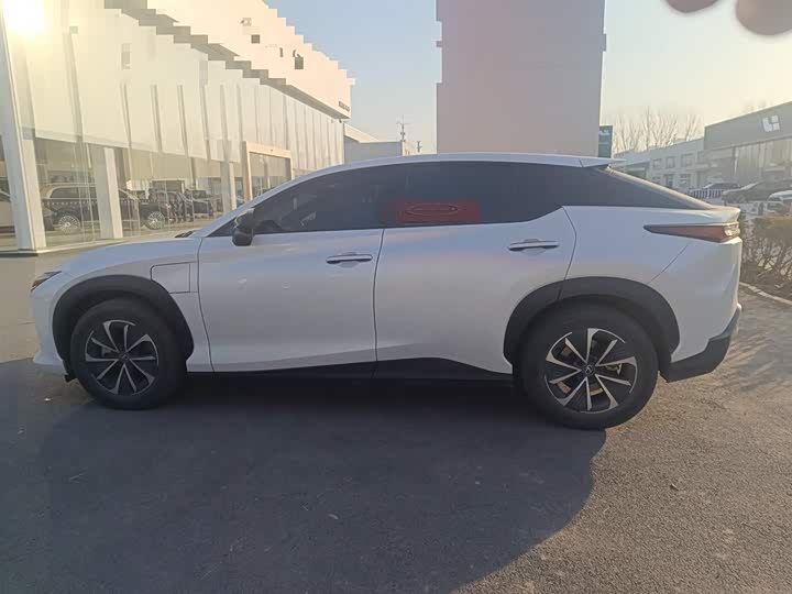 Lexus RZ 2023 2023款 450e 四驱纵享版