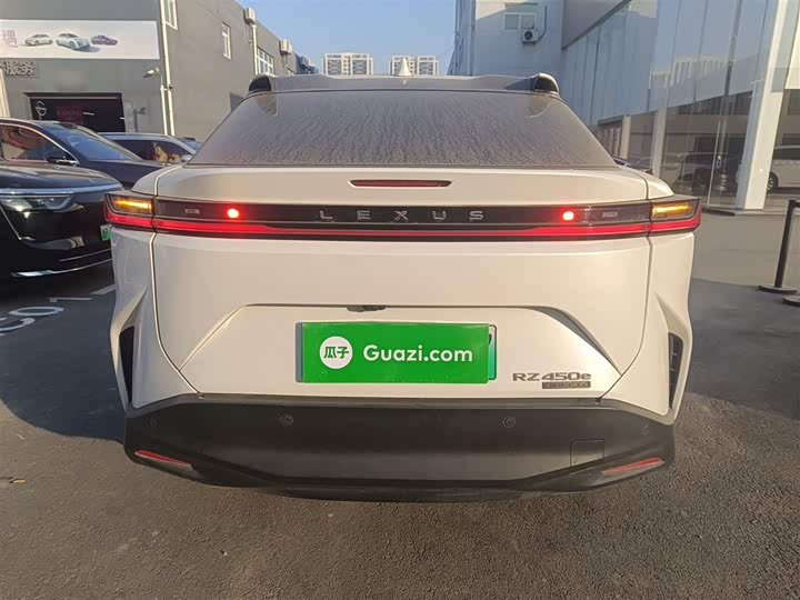 Lexus RZ 2023 2023款 450e 四驱纵享版