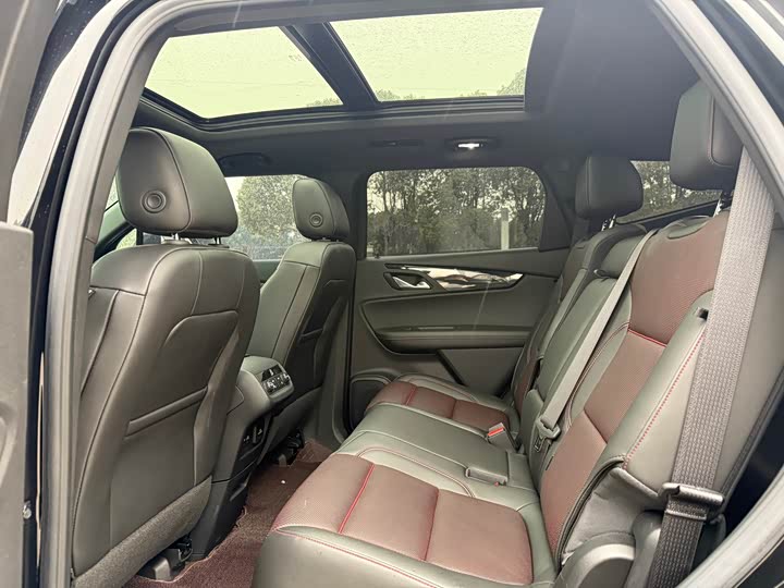 Chevrolet Blazer 2023 2023款 轻混 650T RS Twin-Clutch四驱 擎版