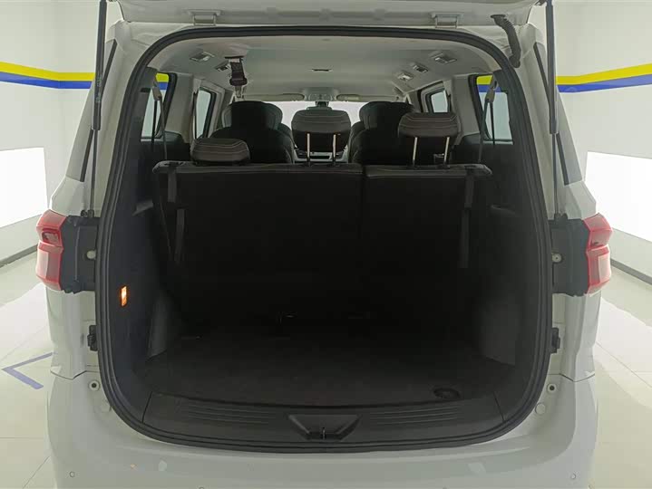 Maxus G20 2023 2023款 ES 2.0T 汽油自动超值版