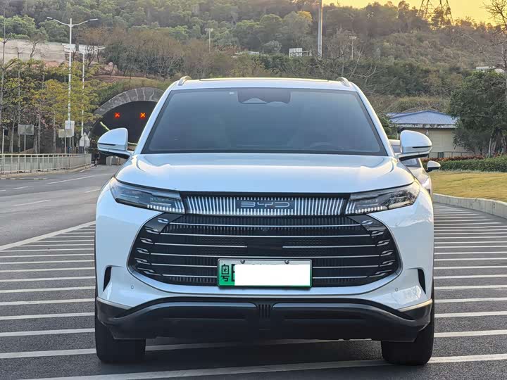 BYD Frigate 07 2023 2023款 DM-i 205KM 旗舰型