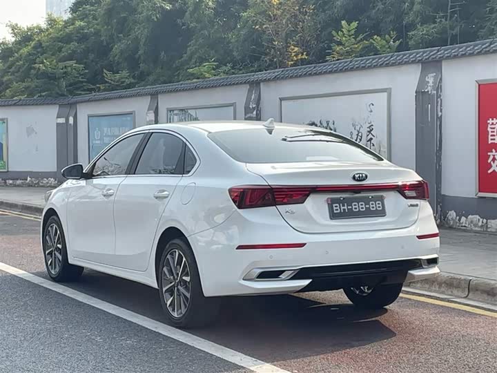 Kia K3 2021 2021款 1.5L CVT时尚版