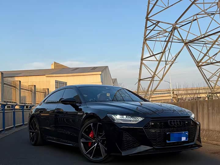 Audi A7L 2024 2024款 45 TFSI quattro 黑武士版